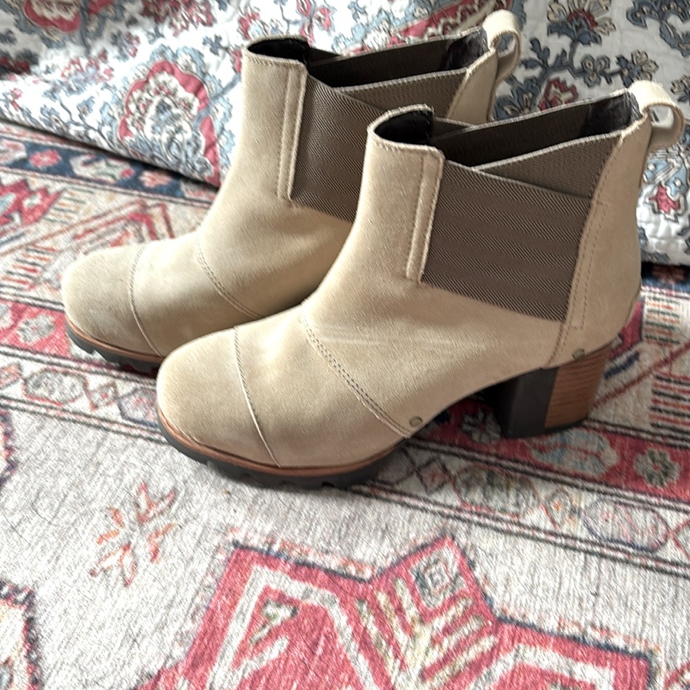 Sorel Chelsea heeled boot